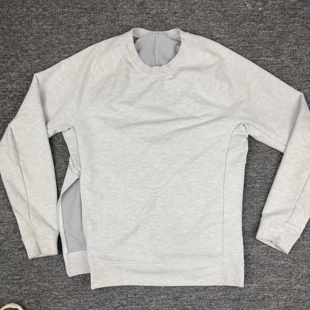 Gray crewneck